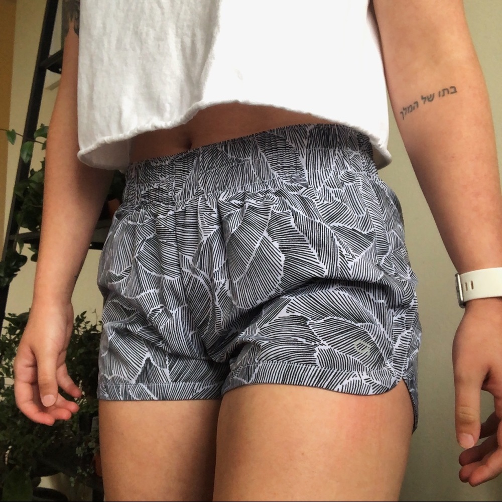 GapFit Workout Shorts